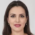 Expert in machine learning and data analysis