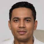 Expert Docker Architect for scalable solutions